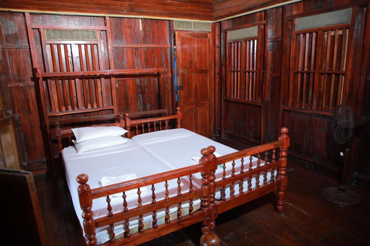 Malayalam Lake Resort Alappuzha Экстерьер фото