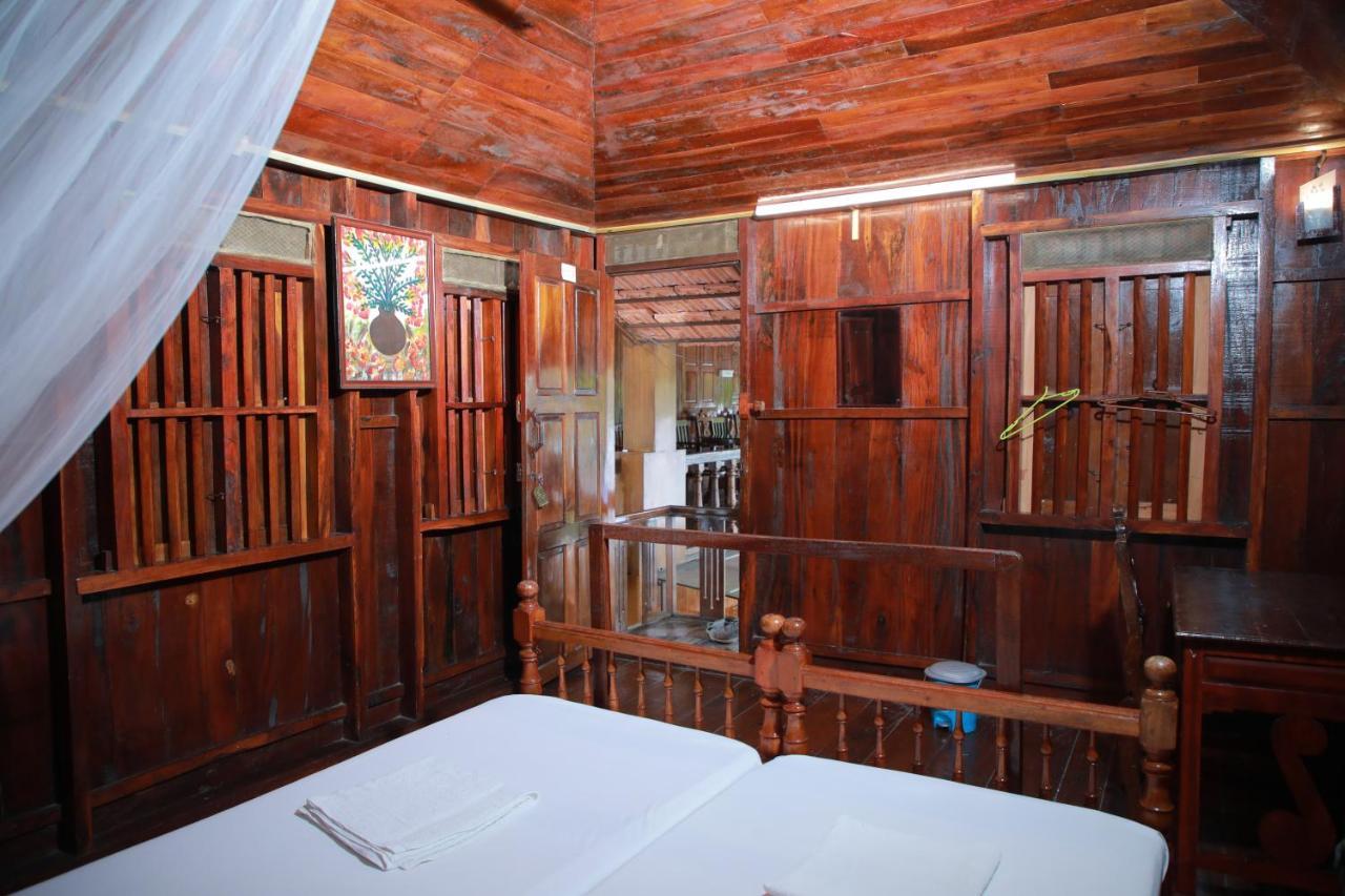Malayalam Lake Resort Alappuzha Экстерьер фото